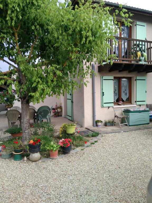 Chambre Chez L'Habitant Ambares-et-Lagrave Exteriör bild